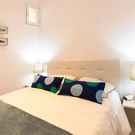 En El Corazon De Madrid, Museos Apartment Exterior photo